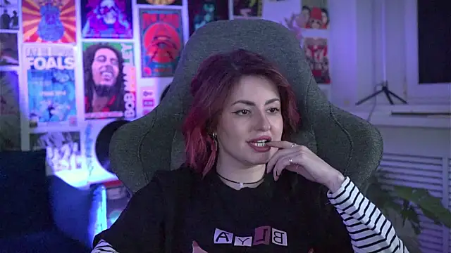 Lana  May online show from 01.17.25