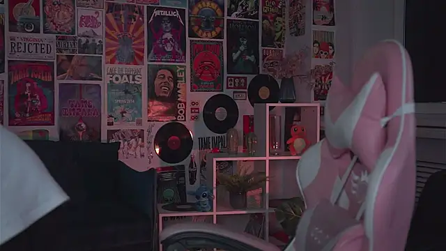 Lana  May online show from 03.15.25