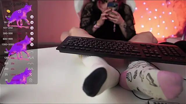 Lana  May online show from 03.22.25