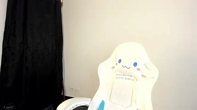 meganthompsonn22 online show from 04.09.26