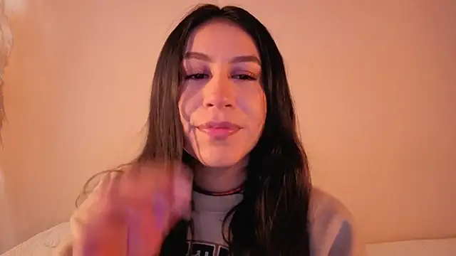 EmiGomez  online show from 11.12.25