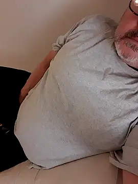 Snapshot of bluangelo chatting on 01.27.25 bluangelo online show from 01.27.25