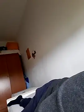 Snapshot of bluangelo chatting on 04.16.26 bluangelo online show from 04.16.26