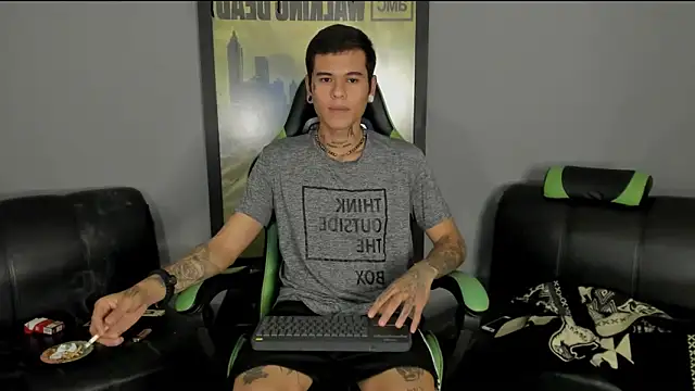 jamesinked  online show from 02.25.25