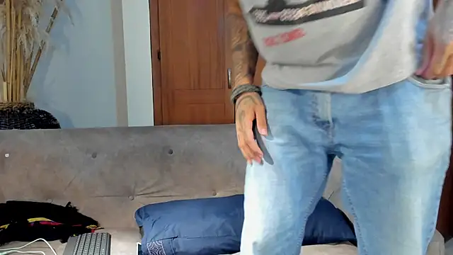 jamesinked  online show from 10.18.25