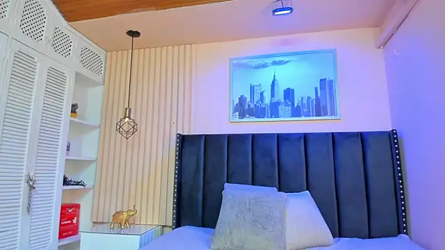 viiolett lee online show from 01.19.25