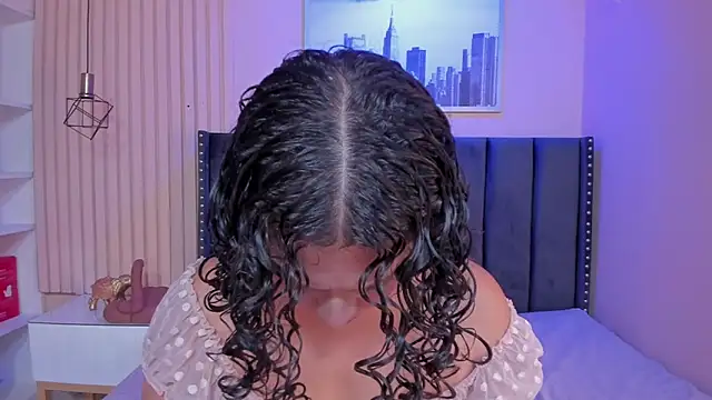 viiolett lee online show from 03.04.25