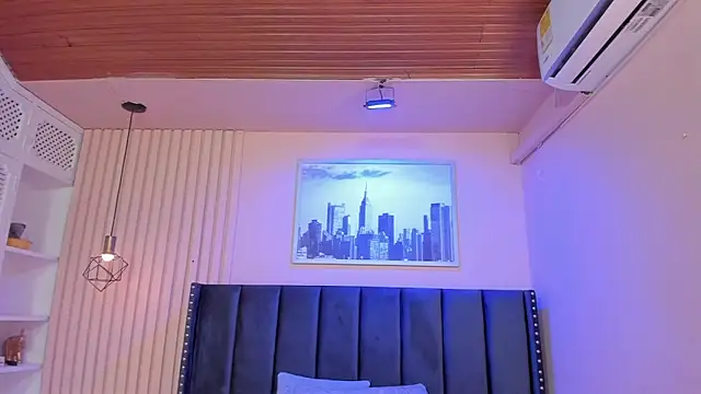 viiolett lee online show from 09.19.25