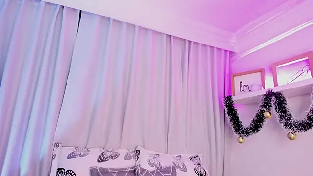 susyy7 online show from 12.21.25