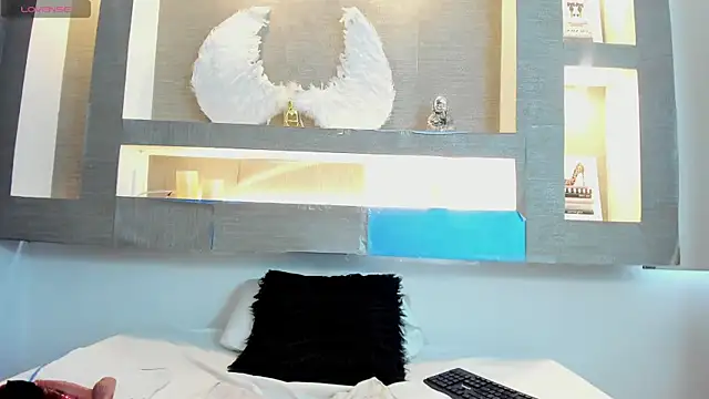 Cinthya mjs online show from 02.13.25