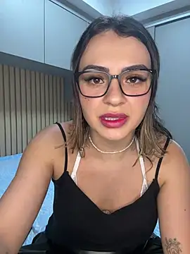 Snapshot of carol_amorim chatting on 01.26.25 carol amorim online show from 01.26.25