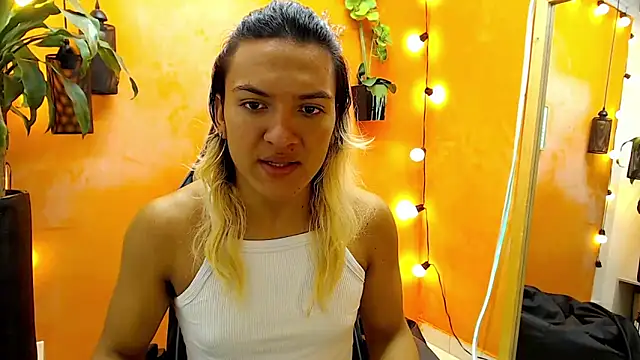 aslyhernandez 7 online show from 01.28.25