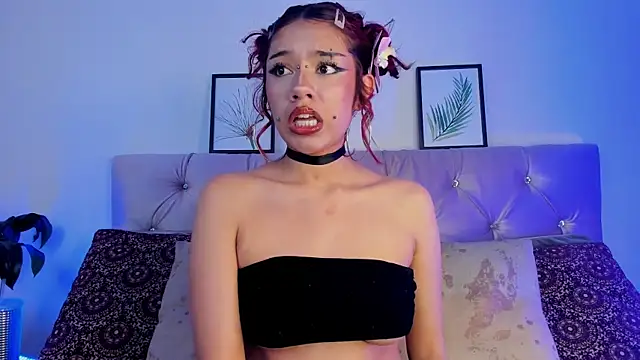 Snapshot of Redpandaa_ chatting on 02.06.25 Redpandaa online show from 02.06.25