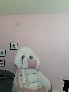 sophie pazz online show from 09.21.25