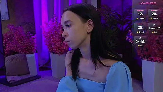 Snapshot of LilithStrangfor chatting on 10.07.25 LilithStrangfor online show from 10.07.25