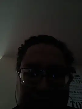 Snapshot of beautiful_hands_ chatting on 11.25.25 beautiful hands online show from 11.25.25