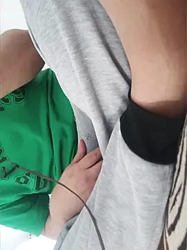 beautiful hands  online show from 04.30.26