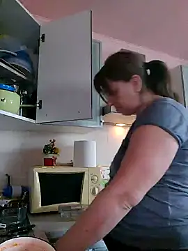 Snapshot of larylary6969 chatting on 12.12.24 larylary6969 online show from 12.12.24