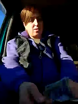 Snapshot of larylary6969 chatting on 01.04.25 larylary6969 online show from 01.04.25