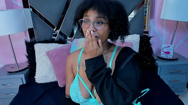 Elith noa online show from 03.09.25