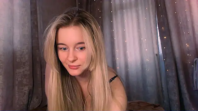 Eva Jaya online show from 03.05.25