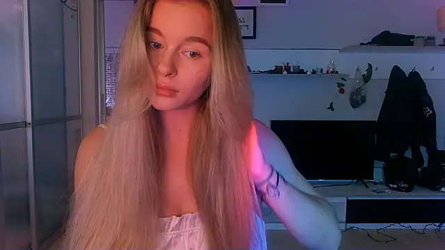 Eva Jaya online show from 09.13.25