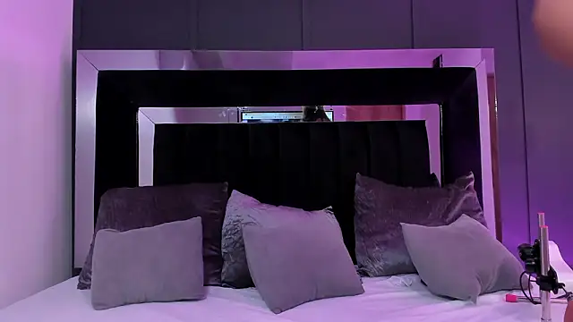 shaina vasquez online show from 02.20.26