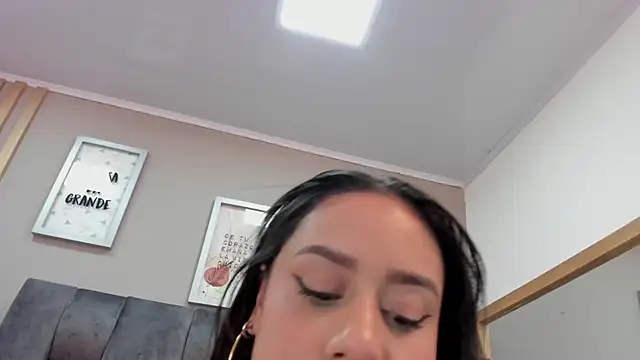 mariaa fernanda online show from 01.18.25