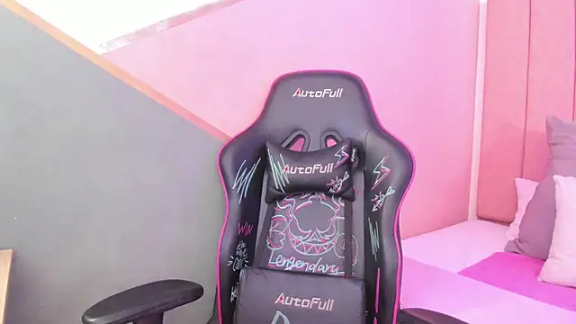 lilith noahh online show from 01.17.25