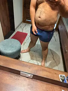 versatile guy01 online show from 10.18.25