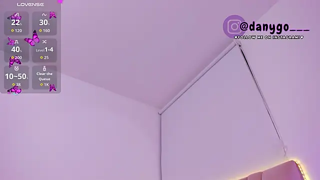 Snapshot of ZarianaEvanz chatting on 09.13.25 ZarianaEvanz online show from 09.13.25