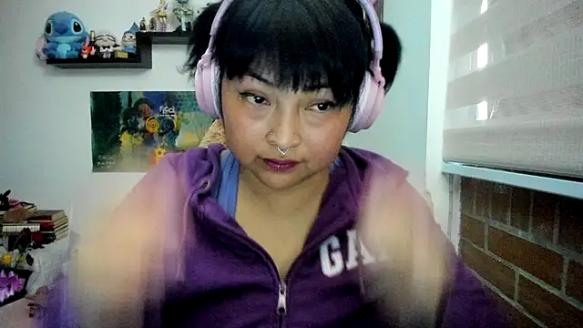 Shaddycute  online show from 02.14.26