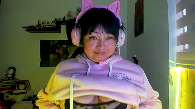 Shaddycute  online show from 03.03.26