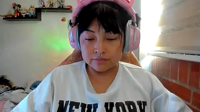Shaddycute  online show from 07.07.26