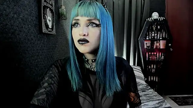 Snapshot of DimmuandDarkness chatting on 03.07.25 DimmuandDarkness online show from 03.07.25