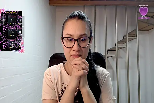 Snapshot of Jessie_Desire chatting on 02.06.26 Jessie Desire online show from 02.06.26