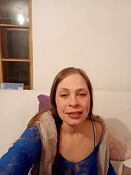 Snapshot of katiestevens chatting on 03.06.25 katiestevens online show from 03.06.25