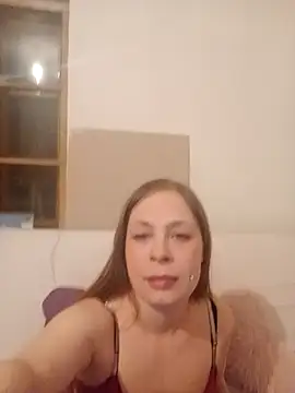 Snapshot of katiestevens chatting on 03.07.25 katiestevens online show from 03.07.25