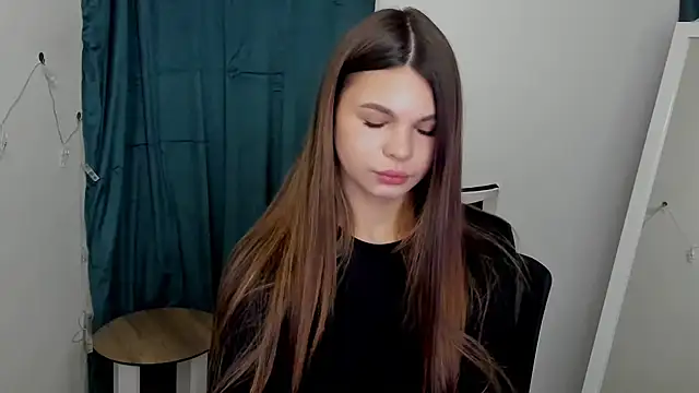 Hanna Way online show from 03.19.25