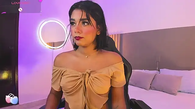 caro03x online show from 10.22.25