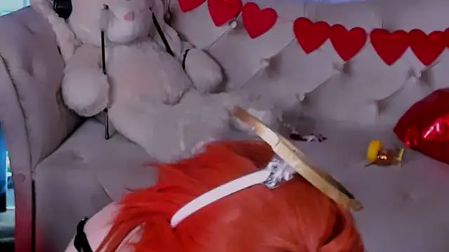 Alex Howell online show from 02.05.25