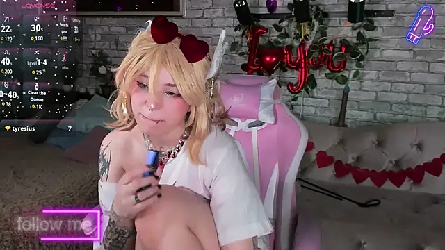 Alex Howell online show from 02.09.25