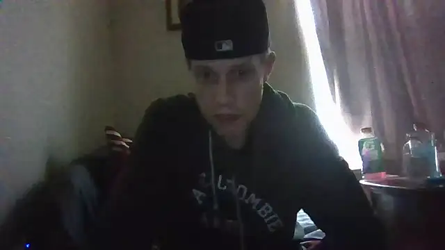 Snapshot of kollzCloudzz chatting on 04.28.26 kollzCloudzz online show from 04.28.26