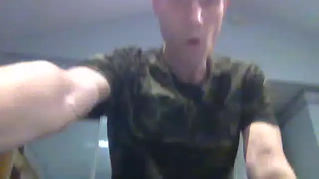 Snapshot of kollzCloudzz chatting on 05.25.26 kollzCloudzz online show from 05.25.26