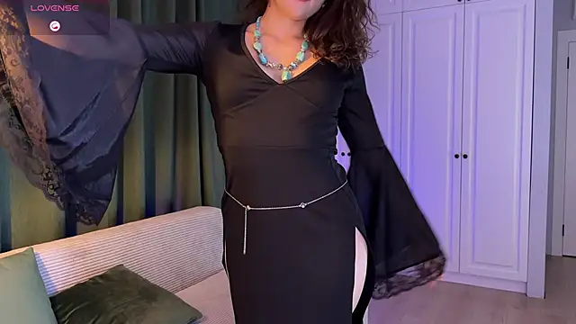 Pavlyna online show from 11.24.25