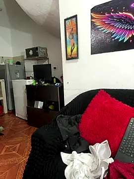 karenlennox1 online show from 11.30.25