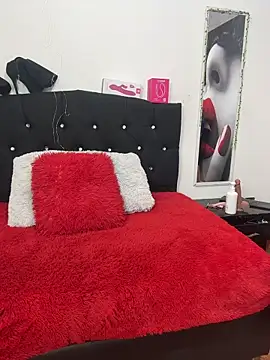 Snapshot of karenlennox1 chatting on 01.18.26 karenlennox1 online show from 01.18.26