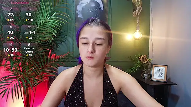 Snapshot of emilybaboo chatting on 03.10.25 emilybaboo online show from 03.10.25