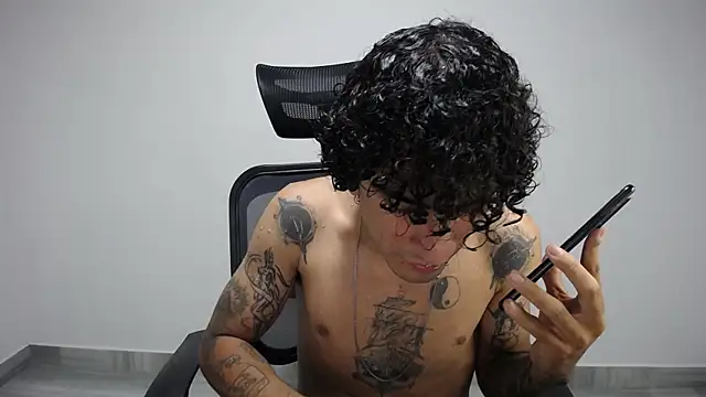 present the magic online show from 01.05.25