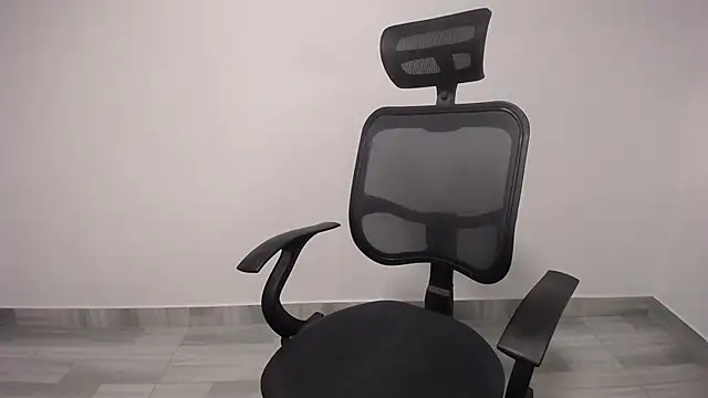 present the magic online show from 02.23.25